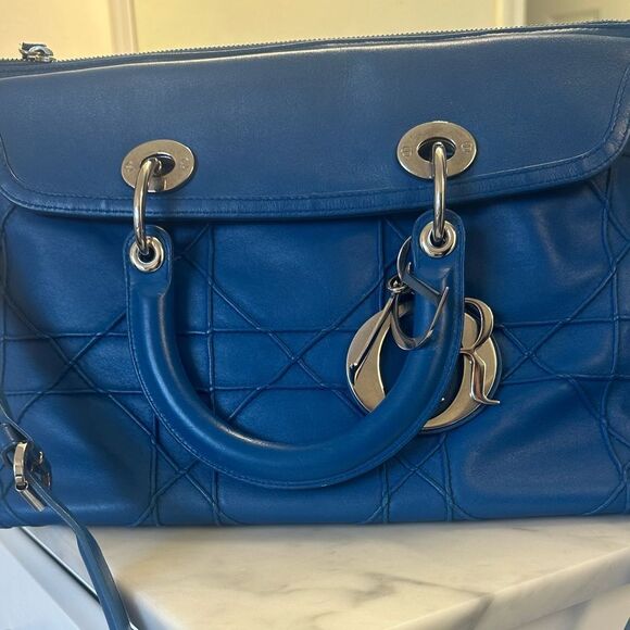 LADY DIOR Cannage Granville Leather Hangbag - Picture 1 of 17